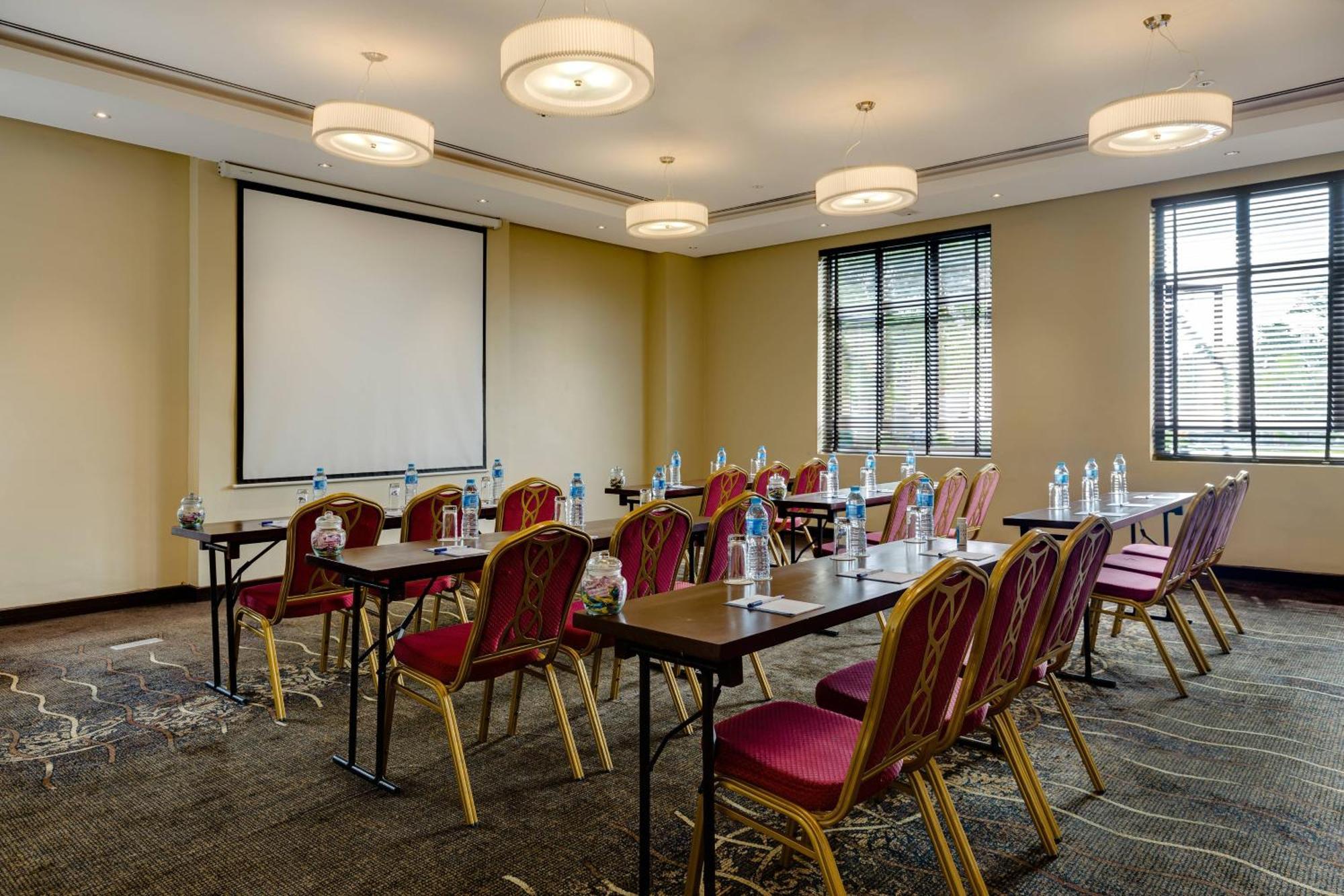 Protea Hotel By Marriott Ikeja Select Lagos Eksteriør billede