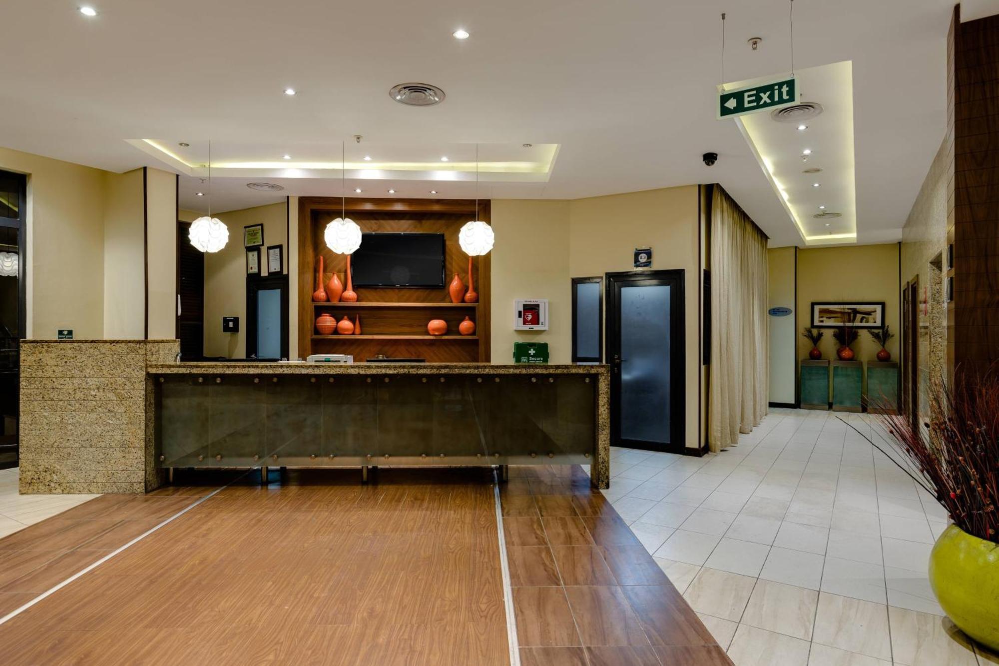 Protea Hotel By Marriott Ikeja Select Lagos Eksteriør billede