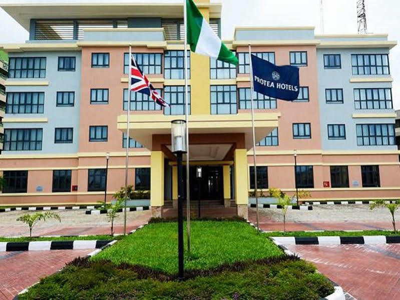 Protea Hotel By Marriott Ikeja Select Lagos Eksteriør billede